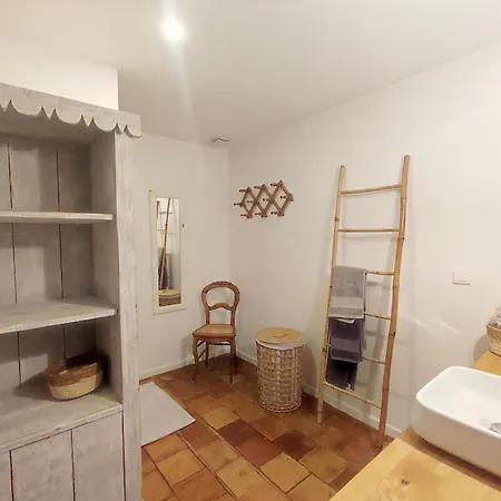 Des 3 Roches Proche D'uzes Villa *