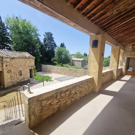 Des 3 Roches Proche D'uzes * Pougnadoresse